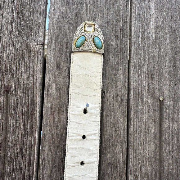 Vintage Apple ACC‎ NY Faux Turquoise Embellished White Leather Belt 1 1/2” - Picture 13 of 16